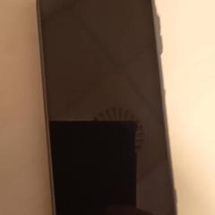 Telefono mugikorra, gisa salatu by Mövenpick Hotel Amsterdam City Centre iLost erabiliz