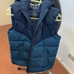 Bodywarmer Blauw, zoals gemeld door Familiepark Drievliet met iLost