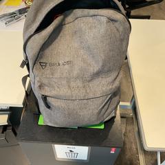 Zaino klok., come riportato da Gemeente Amsterdam utilizzando iLost