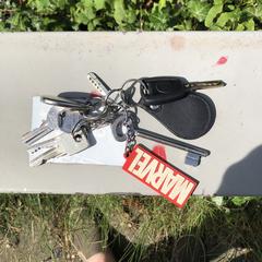 Sleutelbos met marvel sleutelhanger, iLost'a bildirildiği gibi