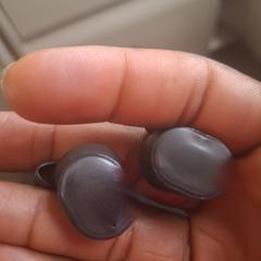 Pair of ear headset a été signalé sur iLost