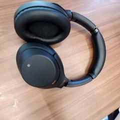 Auriculares Zwart, segundo informou TU/e - Receptie Traverse usando iLost