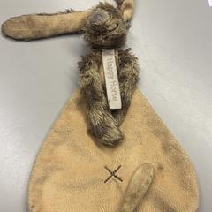 Knuffeldoekje konijn Happy horse, segundo informou Burgers' Zoo usando iLost