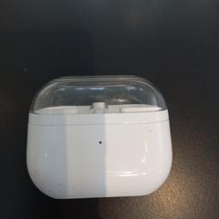 Earpodcase がiLostで Arriva Limburg Zuid によって報告されました