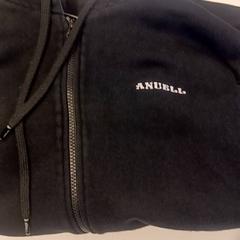 Bunda Zwart, jak nahlášeno RAI Amsterdam pomocí iLost