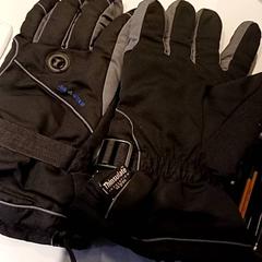 Handschoenen Zwart, zoals gemeld door Padualaan 97 met iLost