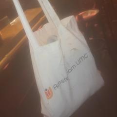 Bossa, segons ha informat Café Leentje mitjançant iLost