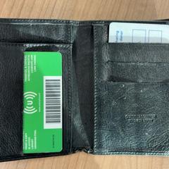 Cartera, segons ha informat Connexxion Amstelland-Meerlanden Schiphol Zuid mitjançant iLost