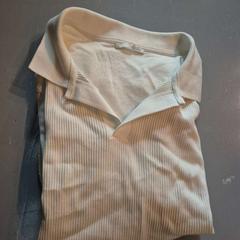 İLost kullanarak Room Mate Bruno tarafından bildirildiği gibi Tişört T-shirt and Glasses