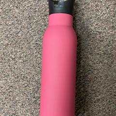 Water bottle roze, as reported by Burgers' Zoo using iLost