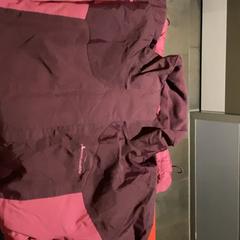 Bunda Pink/purple, jak nahlášeno MEININGER Hotel Amsterdam City West pomocí iLost