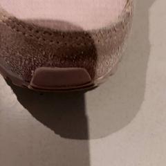 Zapato, ha sido reportado por De Efteling con iLost