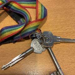 Klíčenka, jak nahlášeno Gemeente Amsterdam - Bureau Gevonden Voorwerpen pomocí iLost