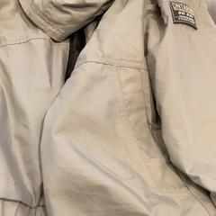 Jacke, gemeldet von MEININGER Hotel Leipzig Hauptbahnhof über iLost