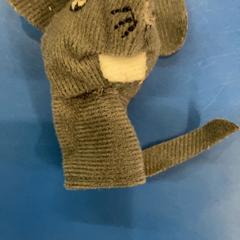 Muñeca de juguete, ha sido reportado por IKEA福岡新宮 con iLost