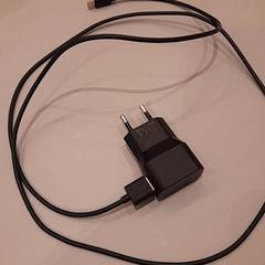 Adapter Zwart, zgłoszono przez Van der Valk Hotel Schiphol przy użyciu iLost