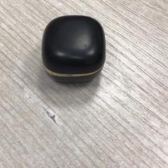 Oortjes, jak nahlášeno Hotel van der Valk Maastricht pomocí iLost