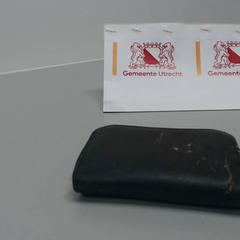 Portefeuille P. te molder, a été signalé par Gemeente Utrecht utilisant iLost