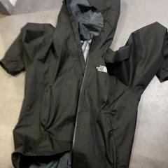 Jaqueta, segons ha informat Connexxion Hoeksche Waard Goeree Overflakkee mitjançant iLost