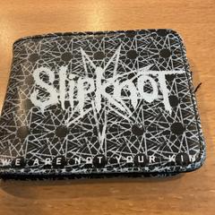 Carteira, como reportado por Gemeente Amsterdam - Bureau Gevonden Voorwerpen utilizando o iLost