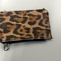 지갑 La cruise, iLost를 사용하여 Regio Limburg - Leuven에 보고됨