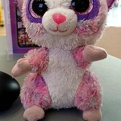 Koselig smell Rose et violet, som rapportert av IKEA Nantes ved bruk av iLost