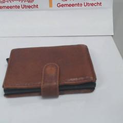 Peněženky & Držák karty Felton, jak nahlášeno Gemeente Utrecht pomocí iLost