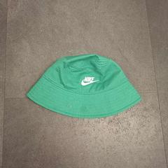 Hat Groen Nike, as reported by Avonturenpark Hellendoorn using iLost
