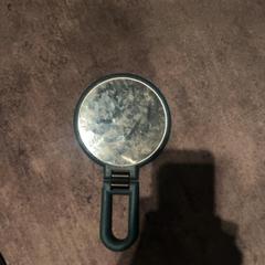 Espelho, como reportado por Van der Valk Hotel Haarlem utilizando o iLost