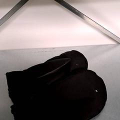 Vante utan fingrar Svart, amint azt Keolis Lund az iLost segítségével jelentette.