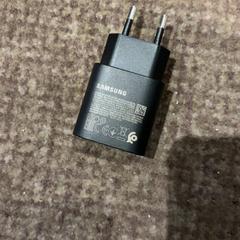 플러그 Samsung, iLost를 사용하여 Van der Valk Hotel Apeldoorn - De Cantharel에 보고됨