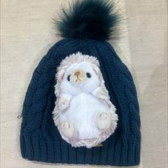 帽子とぬいぐるみ, como reportado por IKEA渋谷 utilizando o iLost