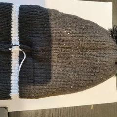 Beanie noir, gemeldet von TCL über iLost