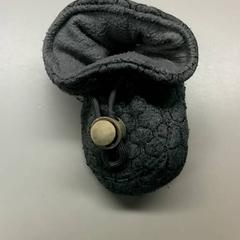 Babyschoenen Grijs, como reportado por Burgers' Zoo utilizando o iLost