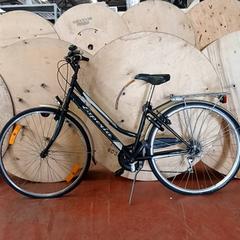 Bicicleta de senhora Esperia Zwart-witte letters, como reportado por Fietsdepot Hasselt utilizando o iLost