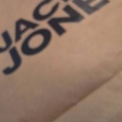 Bossa Bruin, segons ha informat Qbuzz Fryslân mitjançant iLost