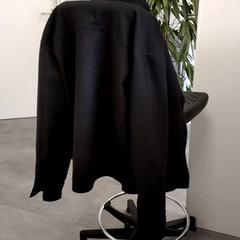 Jacke Zwart jack, gemeldet von Arriva Infoshop Enschede über iLost