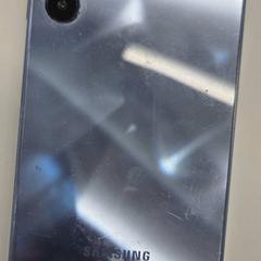 Chytrý telefon zilverblauw Samsung, jak nahlášeno Stad Hasselt pomocí iLost