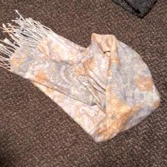 İLost kullanarak Van der Valk Hotel Tiel tarafından bildirildiği gibi Şal