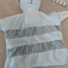 Cuddly slap, as reported by IKEA Strasbourg using iLost