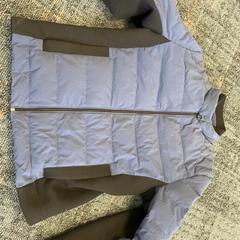 Blauwe jas, gemeldet von Connexxion Amstelland-Meerlanden Schiphol Zuid über iLost