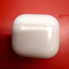 Airpods-hülle, gemeldet von UvA REC über iLost