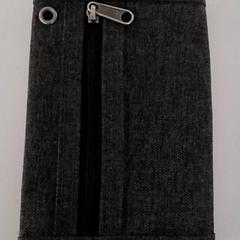 Portfele Brams, zgłoszono przez Regio Antwerpen - Brussel przy użyciu iLost