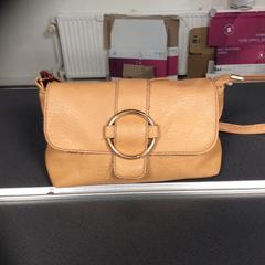 Kabelka, ako bolo nahlásené Breng Nijmegen pomocou iLost