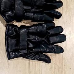 Kleidung Handschoenen, gemeldet von Regio Antwerpen - Brussel über iLost