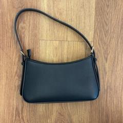 Taška, jak nahlášeno GVB pomocí iLost