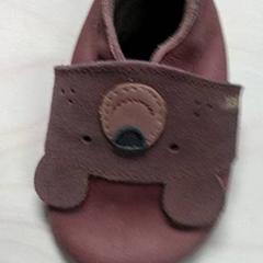 くつ がiLostで IKEA Gent によって報告されました