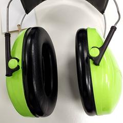 Diverse - Gehoorbescherming, ha sido reportado por Centraal magazijn con iLost