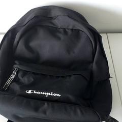 배낭 - Mensah, iLost를 사용하여 Centraal magazijn에 보고됨