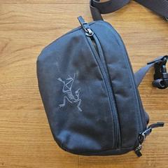 Bolso Castel Verdu, segundo informou GVB usando iLost